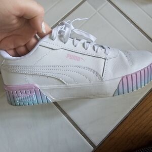Puma Sneakers Womens 9.5 pink and blue and white